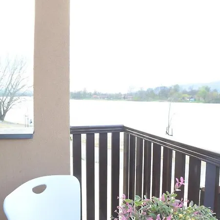 Djina Mmm... Veliko Gradište